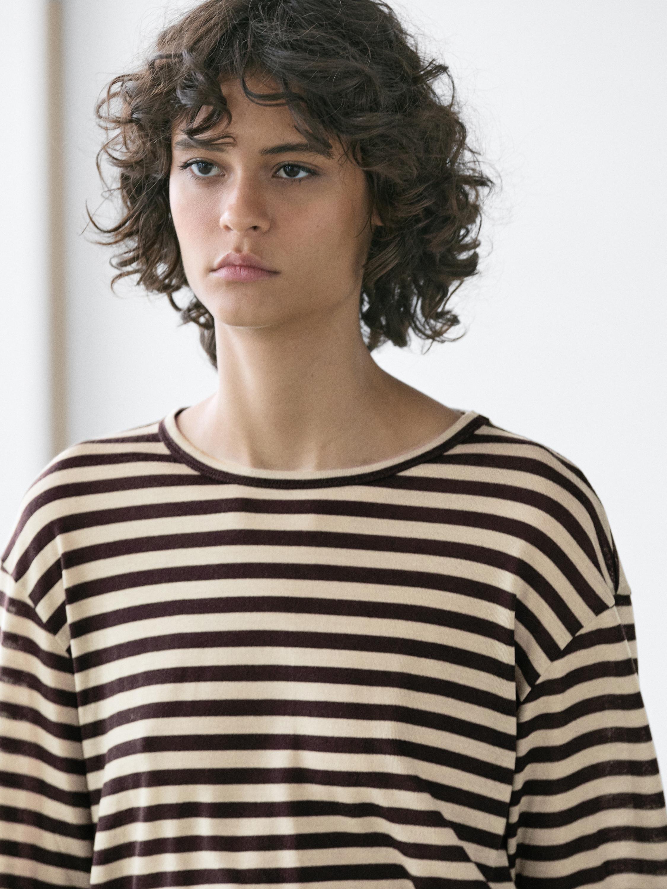T-shirt manches longues oversize à rayures